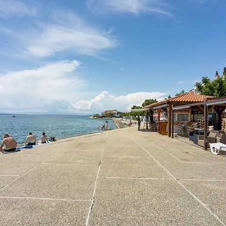 Apartments And Rooms With Parking Space Selce, Crikvenica - 2362 المظهر الخارجي الصورة