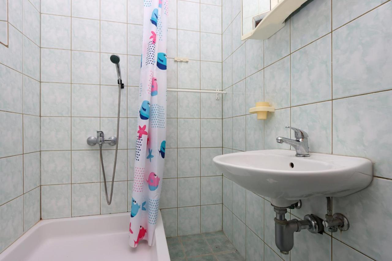 Apartments And Rooms With Parking Space Selce, Crikvenica - 2362 المظهر الخارجي الصورة