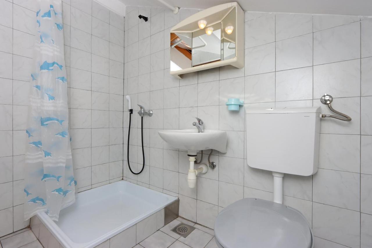Apartments And Rooms With Parking Space Selce, Crikvenica - 2362 المظهر الخارجي الصورة