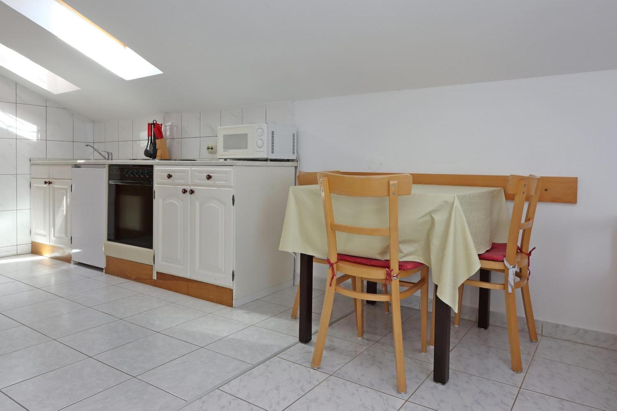 Apartments And Rooms With Parking Space Selce, Crikvenica - 2362 الغرفة الصورة