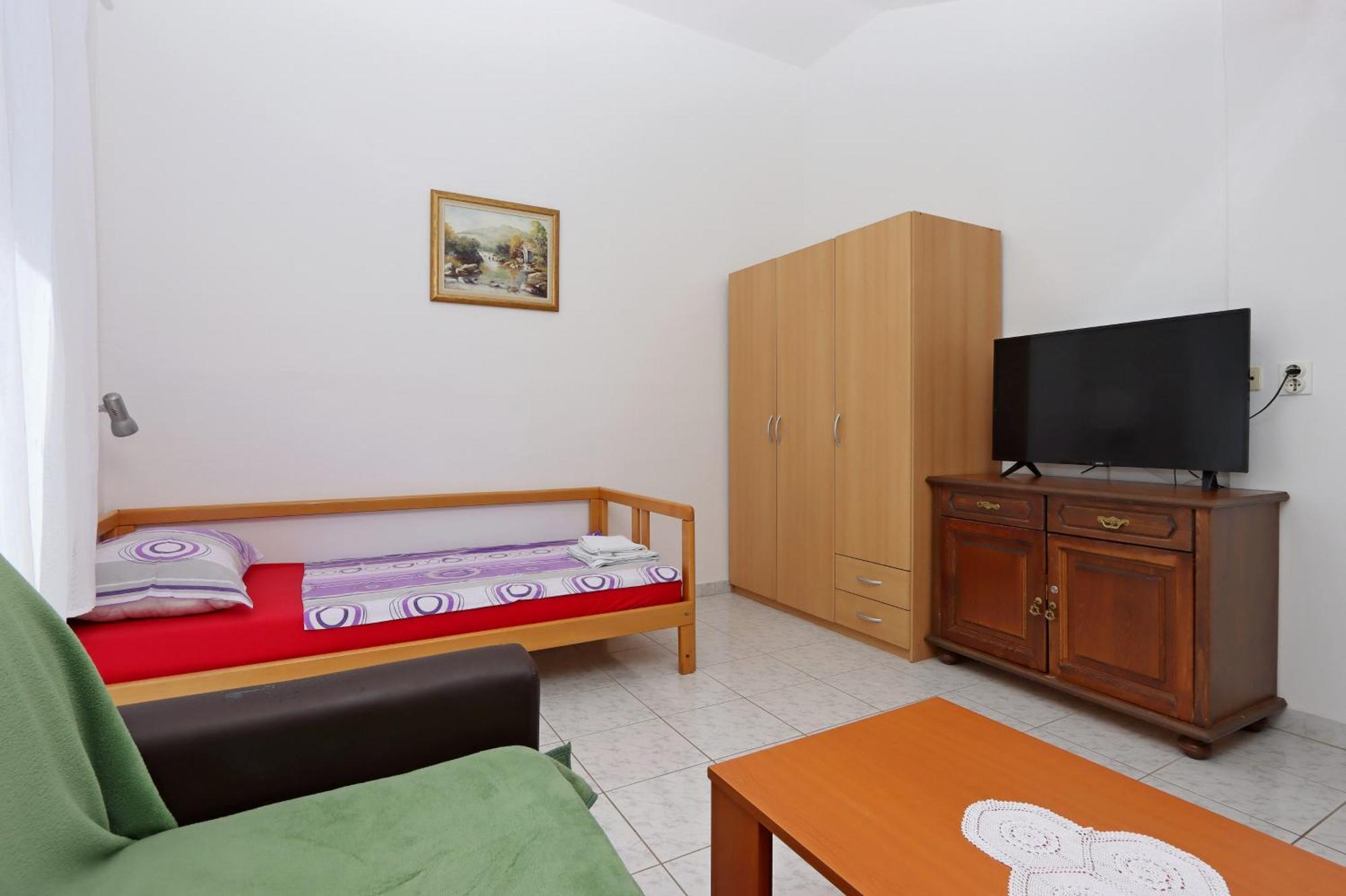 Apartments And Rooms With Parking Space Selce, Crikvenica - 2362 الغرفة الصورة