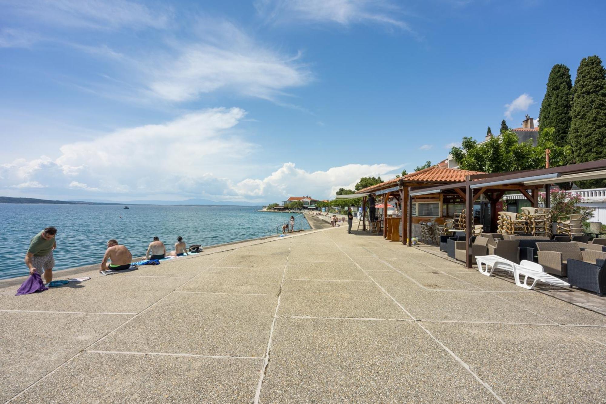 Apartments And Rooms With Parking Space Selce, Crikvenica - 2362 المظهر الخارجي الصورة